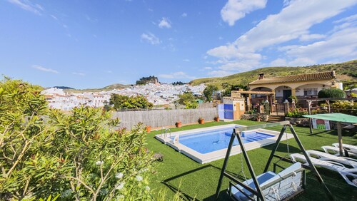 Cubo's Casa Rural Villa Los Mellizos / escalade / Caminito del Rey / piscine privée
