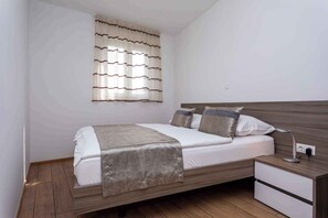 3 bedrooms, WiFi
