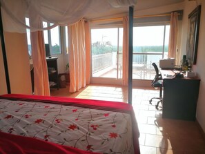 6 bedrooms, iron/ironing board, travel crib, free WiFi - Rare: La Somone Mangrove 180 ° view - 8 people, 3 bedrooms + 1 office w/bed (La Somone)