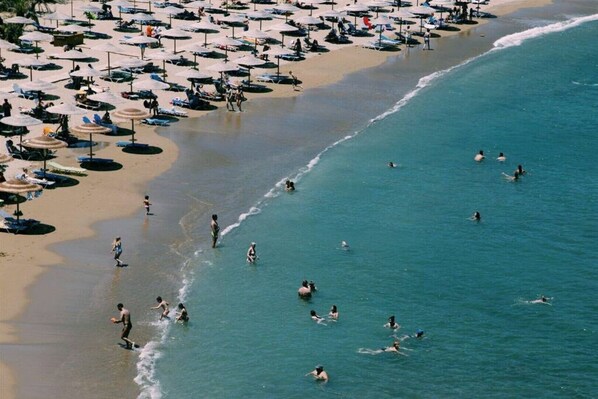 Beach nearby - EN LEFKO - A white holiday haven by the sea. The ideal place for a relaxing stay. (Sitia)