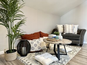 Smart TV, fireplace, foosball, table tennis