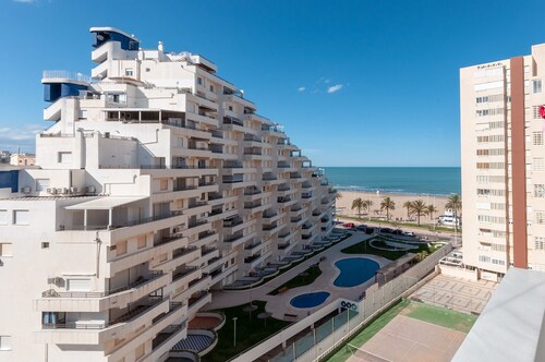 TORRES DEL MAR - Apartment with sea views in Playa de Gandia. Free WiFi