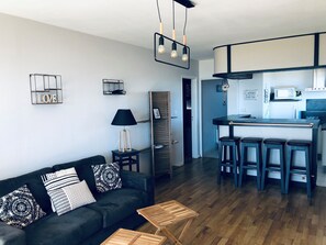 TV, table football, ping pong, books