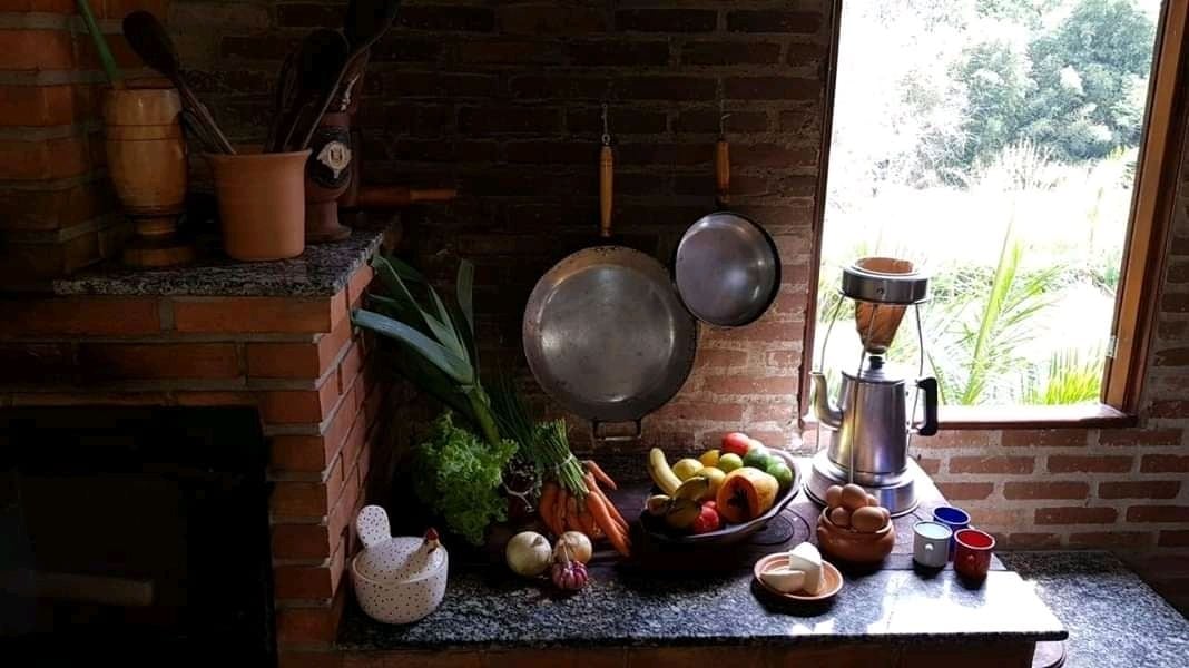 Family House | Shared kitchen | Fridge, microwave, oven, cookware/dishes/utensils