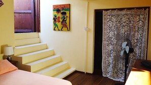 2 chambres, bureau, fer et planche à repasser, Wi-Fi gratuit