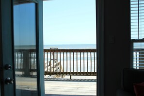 Interior - Blue Mermaid Beach Front House (Surfside Beach)