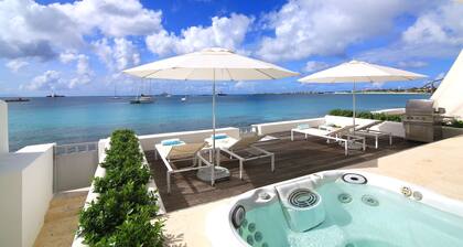 Five Star Luxury Beachfront Condo with Direct Beach Access and Private Hot Tub