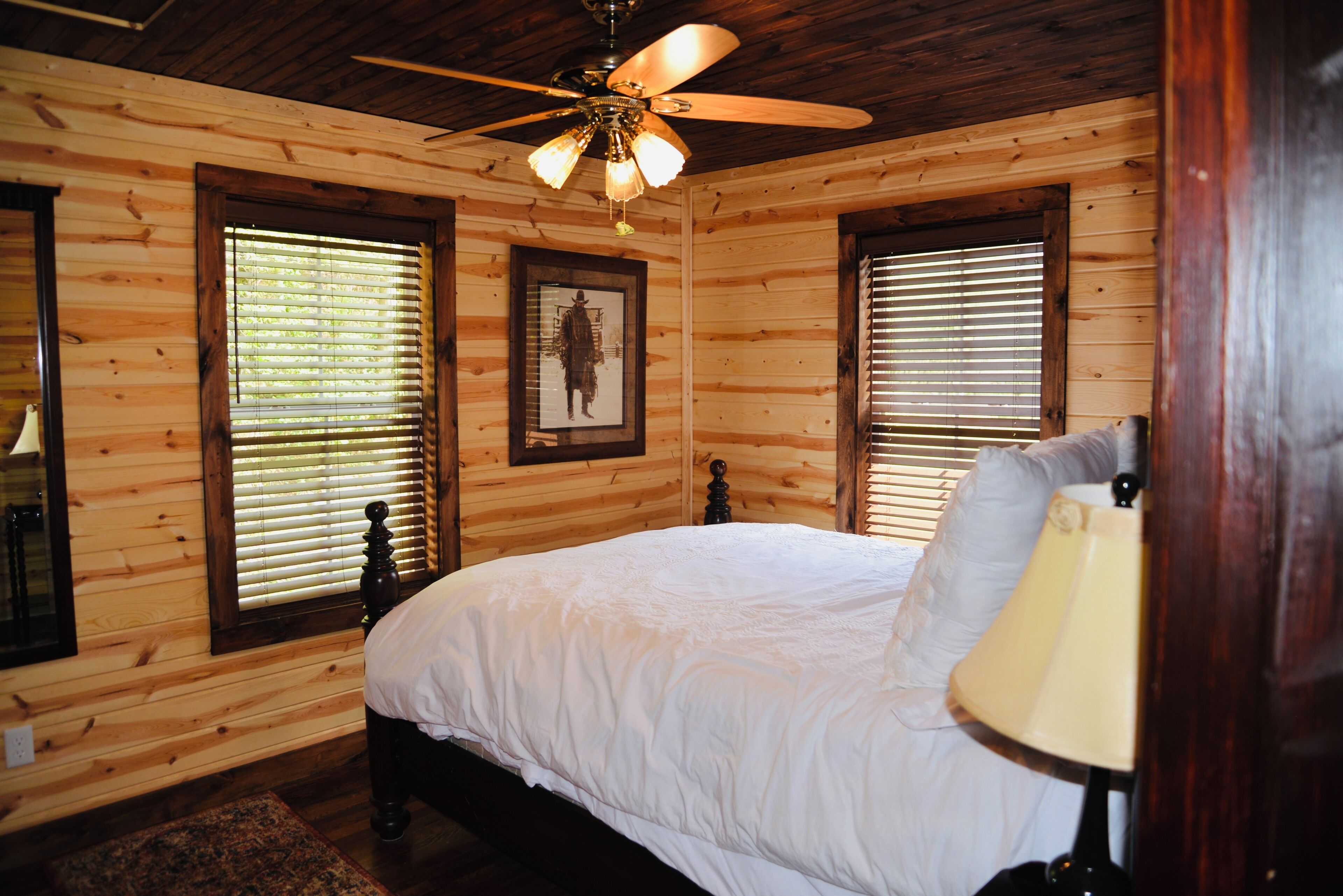 3 soverom, strykejern/-brett, wi-fi (inkludert) og sengetøy