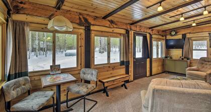 Cabin Near to Lakes, ATVing, Skiing & Nat’l Forest