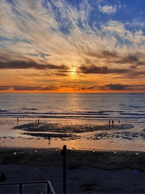 Platja a a prop 