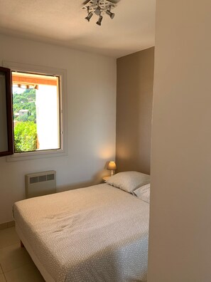 1 Schlafzimmer, Bügeleisen/Bügelbrett, kostenloses WLAN, Bettwäsche
