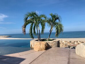 Spiaggia privata, lettini da mare, teli da spiaggia