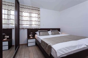 2 bedrooms, WiFi - Holiday apartment mit Klimaanlage und Meerblick (Baška)