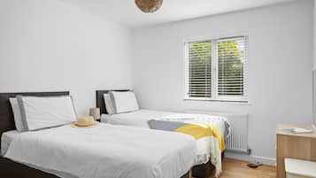 2 chambres, fer et planche Ă repasser, accĂšs Internet, draps fournis