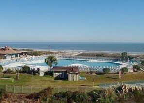Piscine extérieure