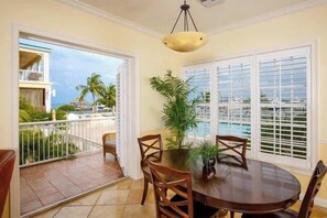 Dining - Grand Marina Suite - Poolside & Waterfront Condo (Key West)
