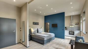 Classic Apartment, 1 Bedroom, Kitchen | Premium bedding, desk, iron/ironing board, free WiFi