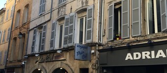 Aix-en-Provence - Historical Center - 4 people