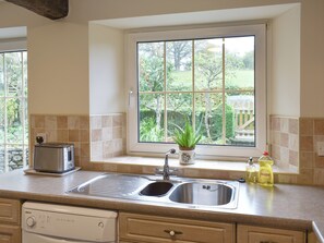 Dishwasher, high chair - 1 bedroom accommodation in Endmoor, near Kendal (Endmoor, near Kendal)