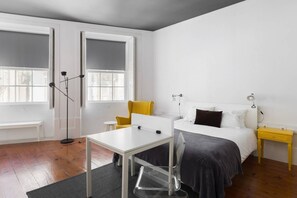 1 Schlafzimmer, Schreibtisch, Internetzugang, BettwÀsche