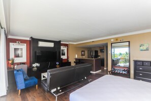 1 slaapkamer, een strijkplank/strijkijzer, gratis wifi, beddengoed