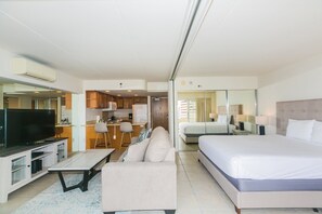 1 chambre, fer et planche à repasser, accès au Wi-Fi (inclus)