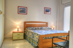 1 bedroom, iron/ironing board, wheelchair access - Interior 3 - Two-room apartment at 50 m. from the sea, accessible to wheelchair users (Laigueglia (SV))