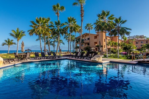 New! Perfect Location with Great View of Ocean!