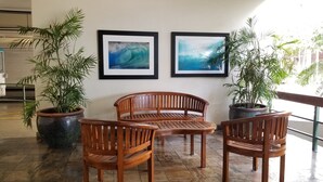 Unclassified image, 5 of 23, button - Near Waikiki Beach, Spacious Studio With Full Kitchen! (Honolulu)