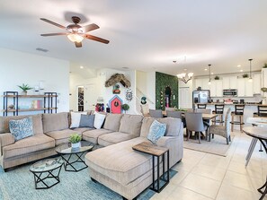 TV connectée, jeux vidéo, livres, vidéothèque