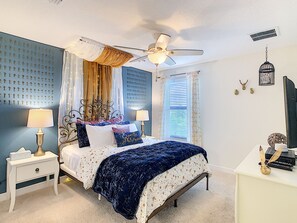 7 bedrooms, in-room safe, desk, iron/ironing board