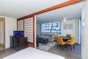 1 bedroom, iron/ironing board, free WiFi, bed sheets - Ilikai Marina, Minutes to the Beach, 180-Degree Ocean View! (Honolulu)