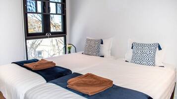 KingBed + Ensuite- splitable into 2 beds