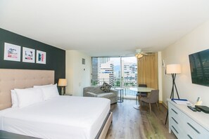 1 chambre, fer et planche à repasser, Wi-Fi gratuit, draps fournis