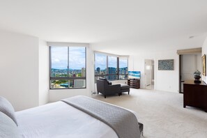 3 chambres, fer et planche à repasser, Wi-Fi gratuit, draps fournis