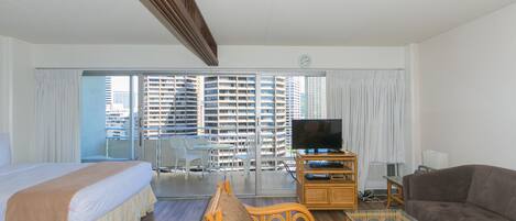 1 bedroom, iron/ironing board, free WiFi, bed sheets