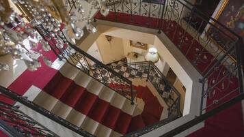 Villa | Premium bedding, iron/ironing board, free WiFi, bed sheets