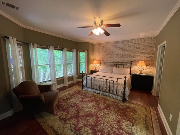 3 Schlafzimmer, Bügeleisen/Bügelbrett, Reisekinderbett, WLAN