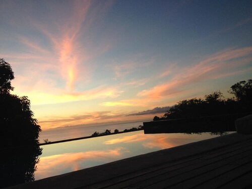 Luxury Villa Overlooking the Caribbean Sea
