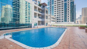 Outdoor pool - Hi Guests Vacation Homes - Diamond 4 (Dubai)