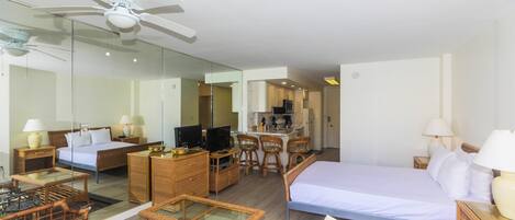 1 habitación, escritorio, tabla de planchar con plancha y wifi gratis