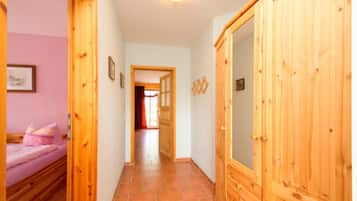 1 slaapkamer, reisbedje, wifi, beddengoed