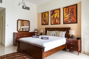 Deluxe-Apartment | 2 Schlafzimmer, Schreibtisch, laptopgeeigneter Arbeitsplatz