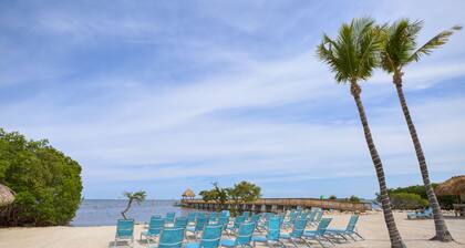 Vues sur l'océan sans fin @The Top Floor Suite + Pool Beach Marina & Cafe
