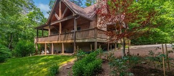 THE MOUNTAIN LAUREL |GORGEOUS MOUNTAIN VIEWS