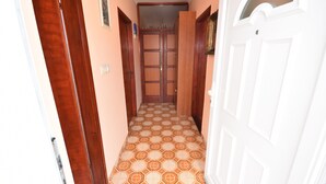 Hallway - Apartments Ljubica (Igalo)