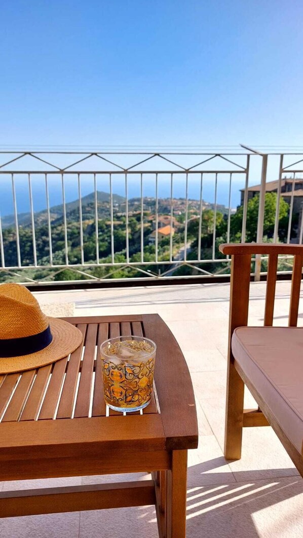 Room | Terrace/patio - B&B Don Peppe (San Mauro Cilento)