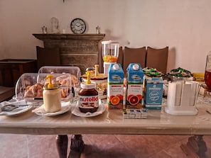 Free daily self-service breakfast