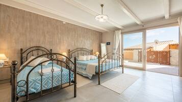 3 chambres, fer et planche Ă repasser, Wi-Fi gratuit, draps fournis