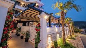 Front of property - Hotel Sunshine (Ksamil)